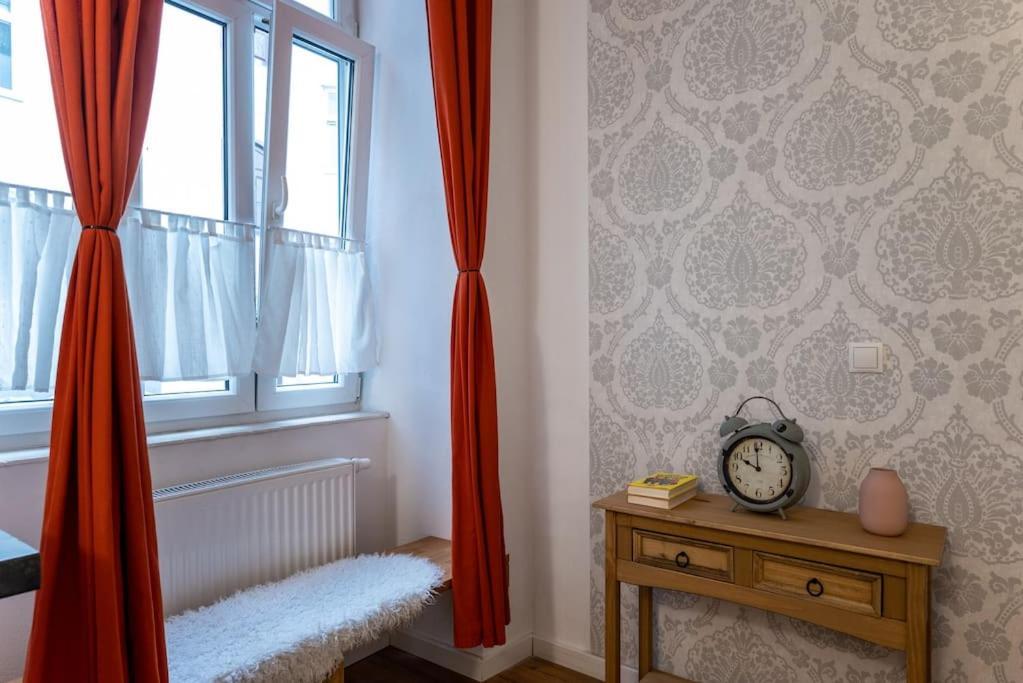 Compact Studio Near Center By Hm Viena Exterior foto